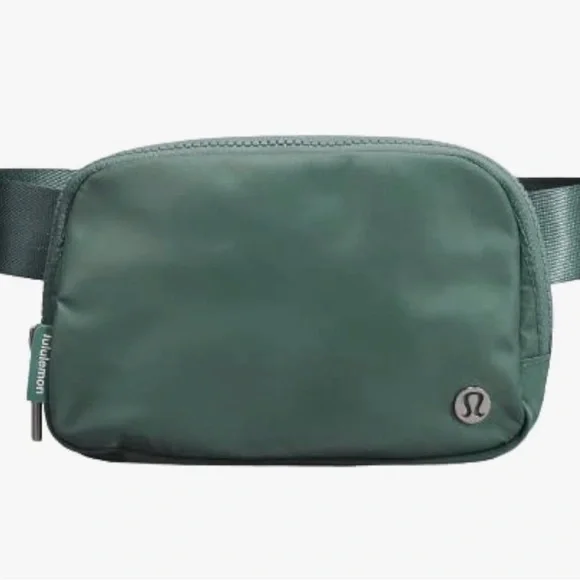 lululemon athletica Green Belt Bag - Picture 1 of 6